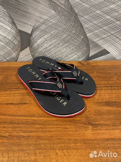 Сланцы тапки tommy hilfiger размер 38