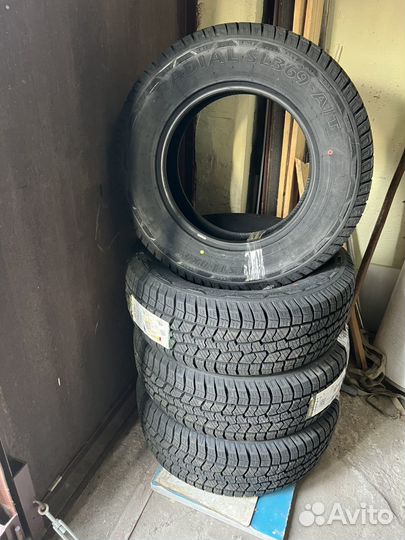 Westlake SL369 265/65 R17 112