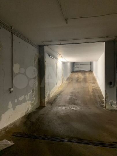 Машиноместо, 14 м²