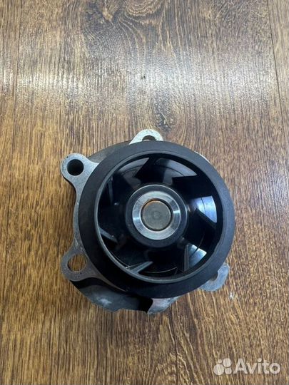 Помпа водяная Volkswagen Passat B5 седан 1.8 1997