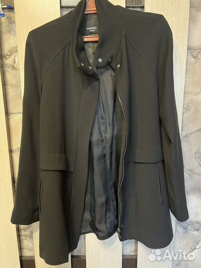 Пальто весеннее Mango