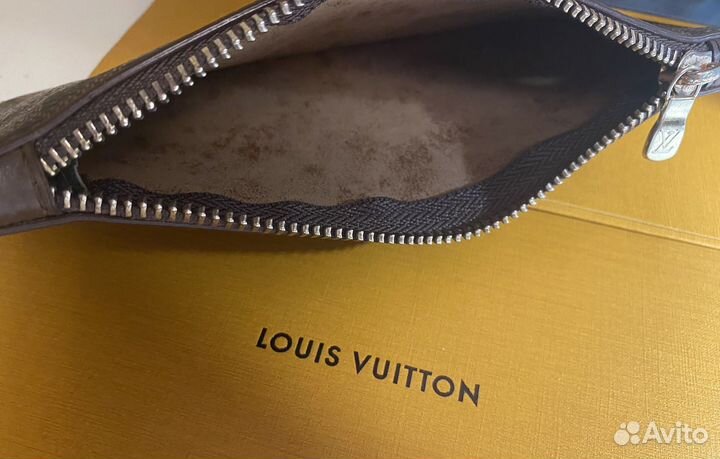 Кошелек Louis Vuitton (клатч)