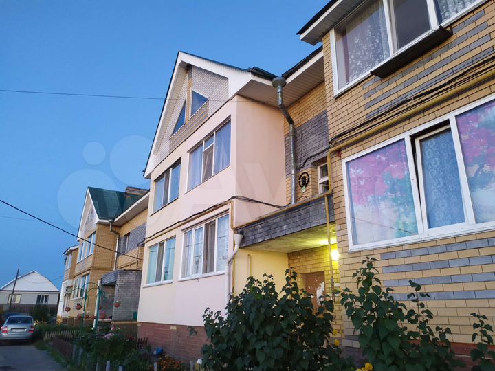 1-к. квартира, 46 м², 1/2 эт.