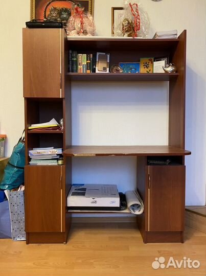 Письменный стол