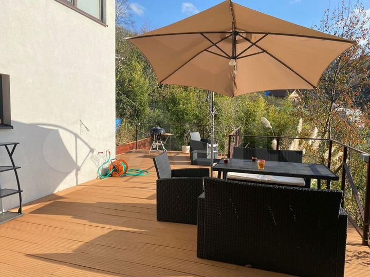 Дом 102 м² на участке 10 сот.