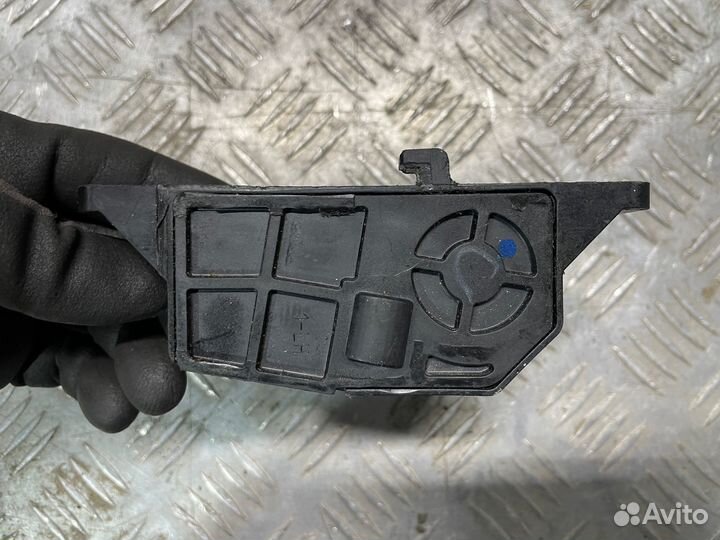 Привод левой форточки Toyota Sienna 2