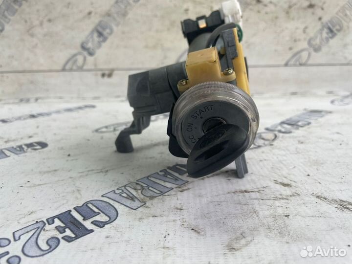 Замок зажигания Mitsubishi Outlander 1