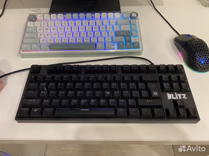 Игровая механическая клавиатура defender blitz