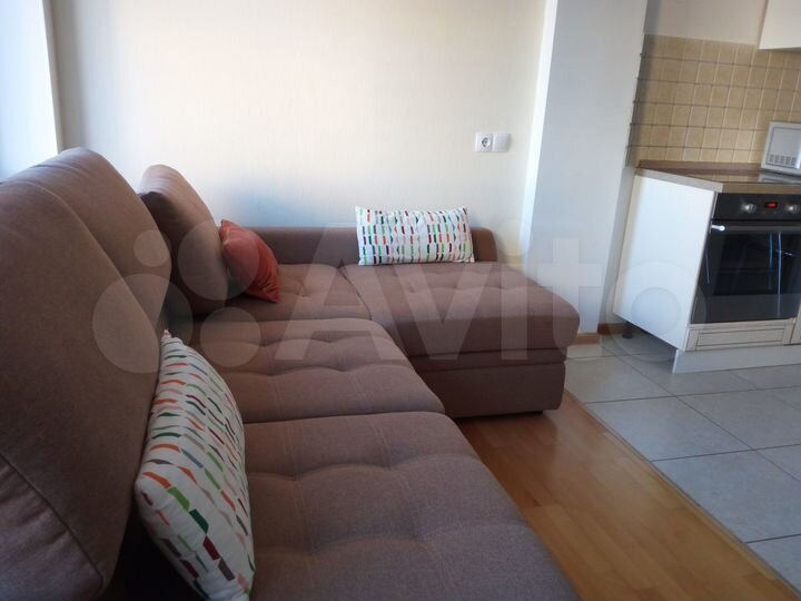 2-к. квартира, 45 м², 4/18 эт.