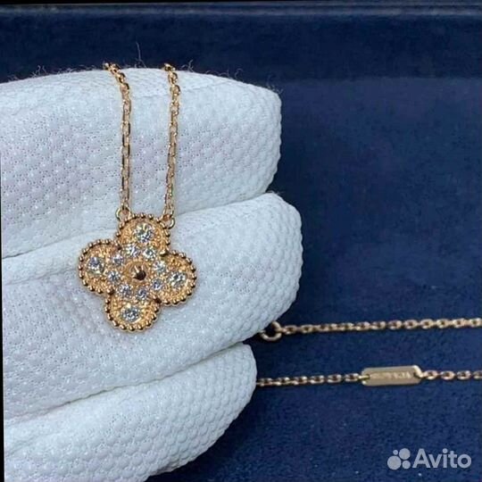 Van Cleef & Arpels подвеска 0,48 ct