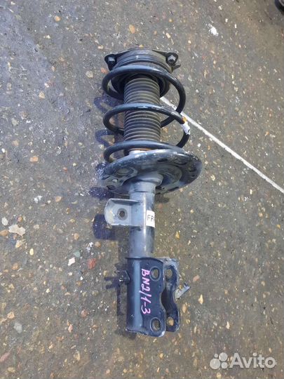 Стойка перед правая Nissan Teana J32