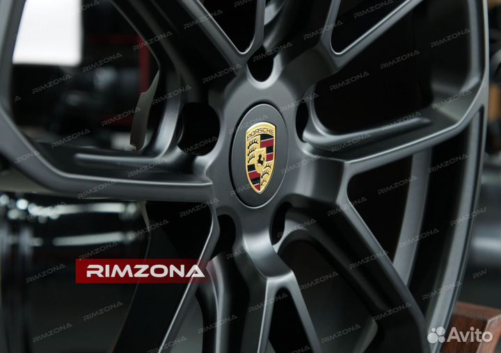 Кованые диски R22 на Porsche Cayenne