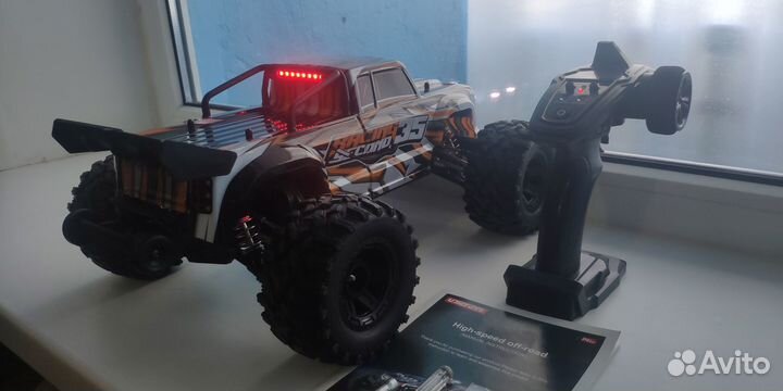 Радиоуправляемая модель автомобиля