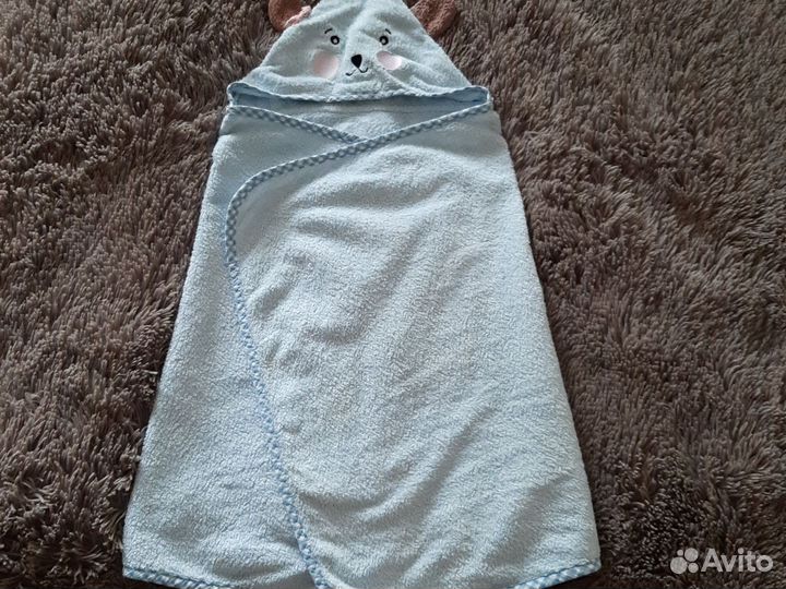 Полотенце уголок с капюшоном