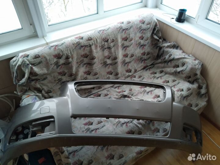 Передний бампер вольво V70
