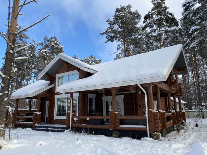 Дом 170 м² на участке 8 сот.