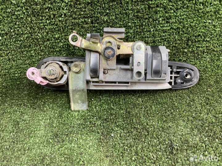 Ручка двери наружн. перед. левая Toyota Raum EXZ10