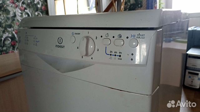 Посудомоечная машина Indesit б/у объявление продам