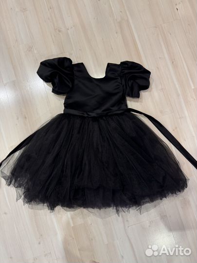 Нарядное платье для девочки