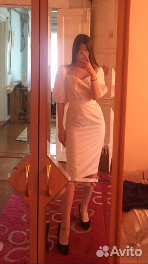 Платье белое женское