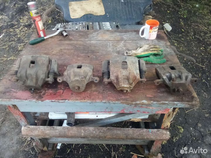 Передние суппорта Хендай Соната 4