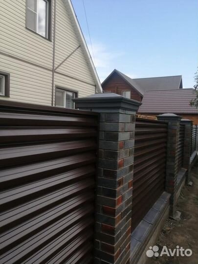 Гладкий колпак 1,5х1,5 кирпича заглушка на забор