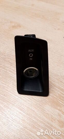 Разъем AUX BMW 1-Series 116I E87 2007