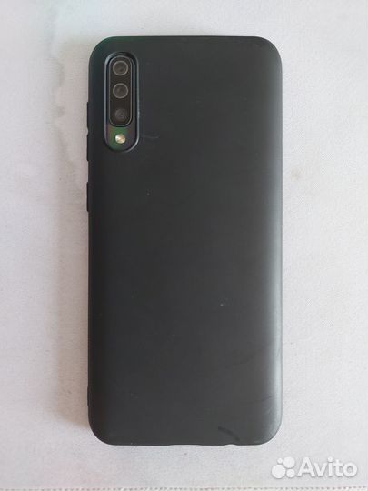 Телефон Samsung A50