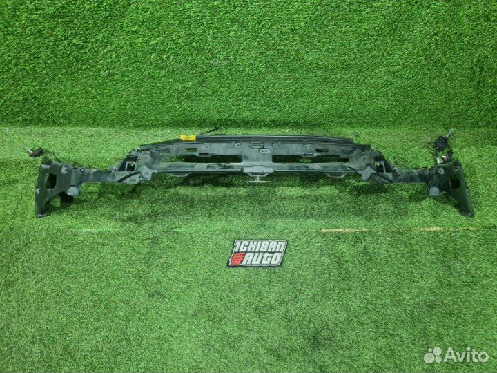 Крепление бампера переднее Ford Focus CB8 DW10C