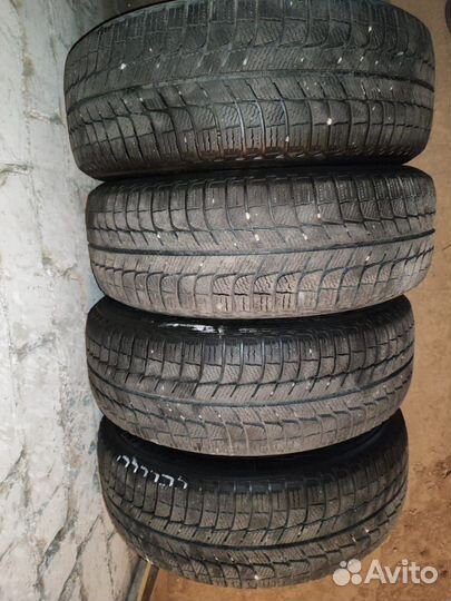 Michelin X-Ice 3 205/60 R16 96H