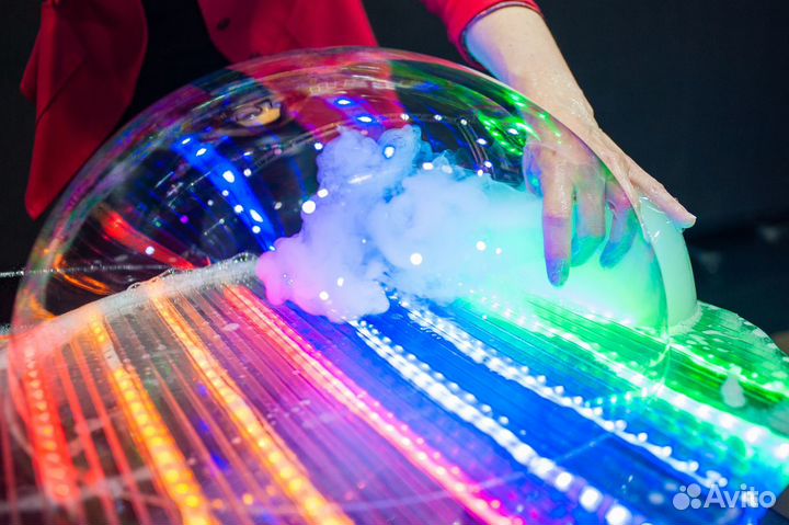 Неоновое шоу пузырей