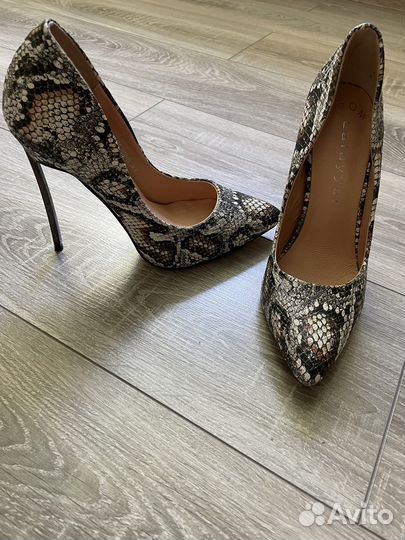 Туфли женские 38 размер