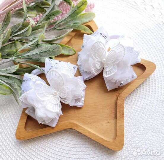 Резиночки и банты для школы