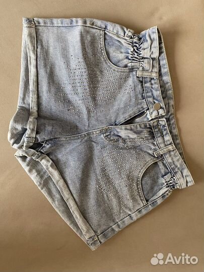 Джинсовые шорты