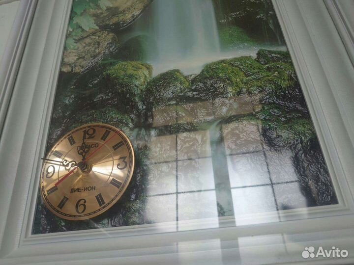 Массивная Рама 620х520мм внутри пейзаж с часами