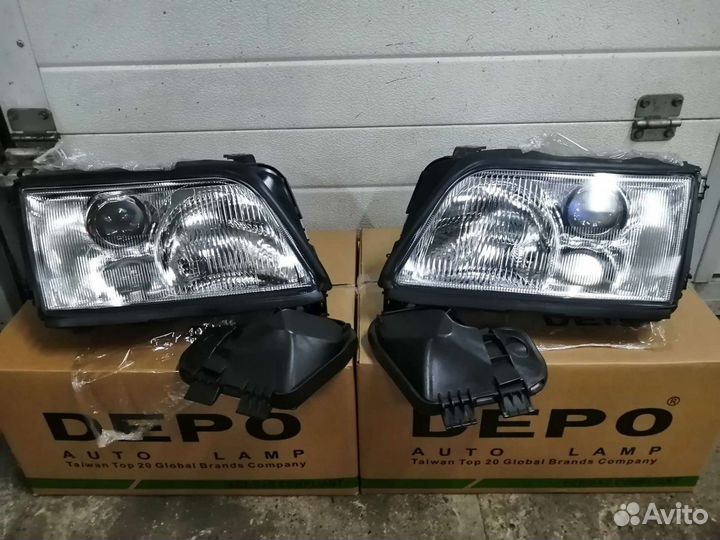 Фары передние Audi A6 C4 новые Depo