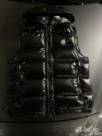 Жилетка moncler глянцевая + nfc