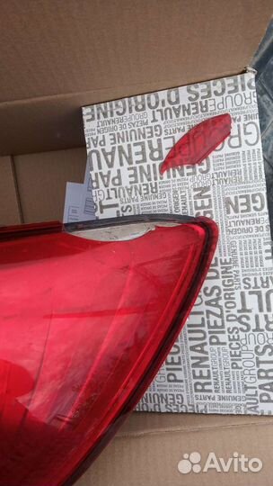 Фонарь правый Renault Logan 2
