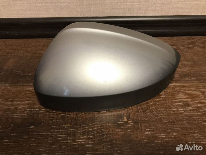 Крышка зеркала левого Volkswagen Tiguan 2017+