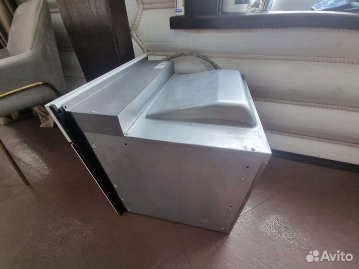 Газовый духовой шкаф DeLonghi cgbg 4