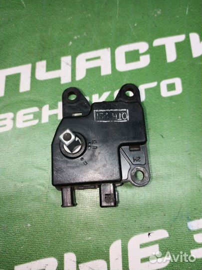 Моторчик заслонок отопителя Газ Газель 3302