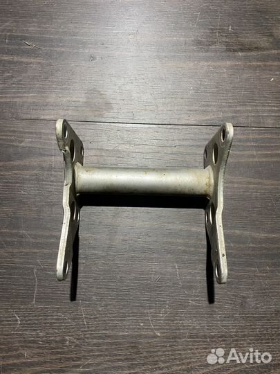 Перемычка рамы для Yamaha XJ400 Diversion