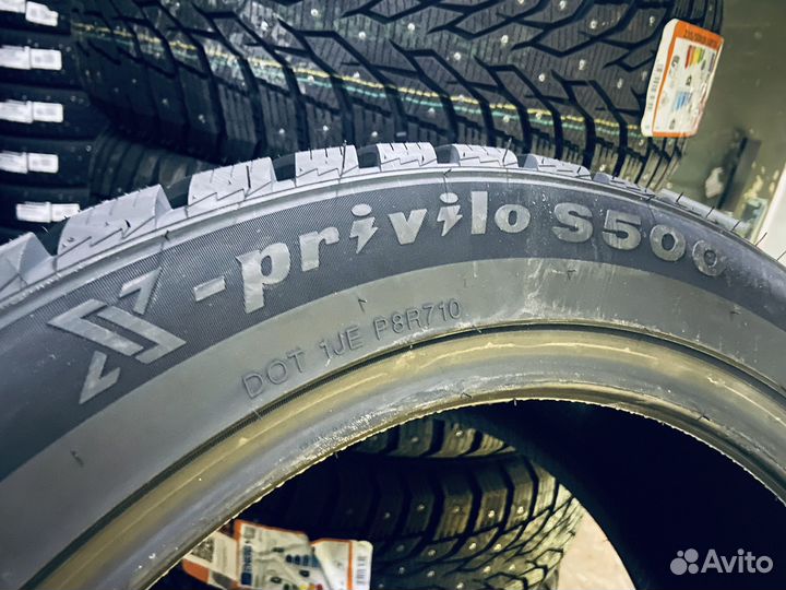 Tracmax X-Privilo S500 275/45 R21 110T