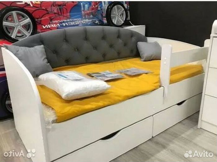 Кровать детская съёмный борт диван лдсп