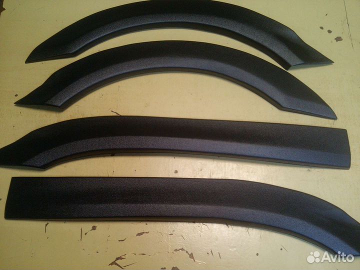 Пластиковые накладки на арки для Оки