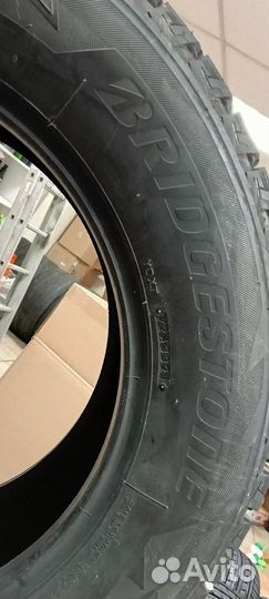 Bridgestone Blizzak DM-V2 265/60 R18 110R