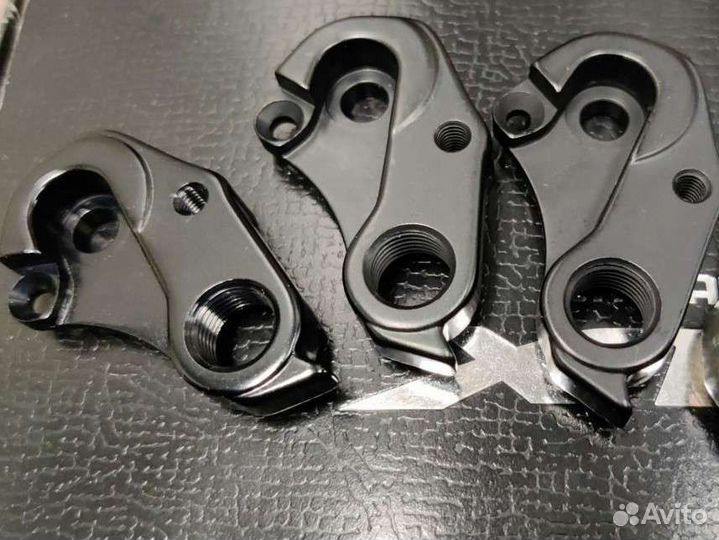 Петух (съёмный крюк на раму) для Giant