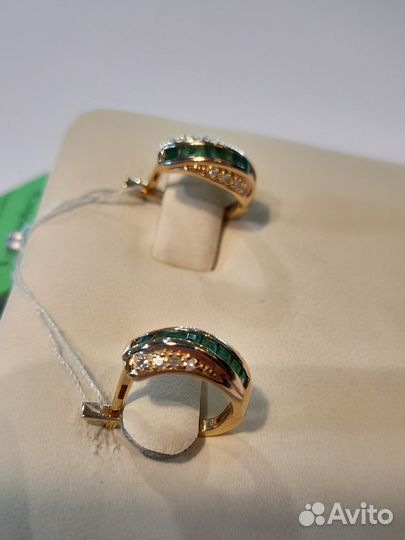 4884 Серьги золотые с изумрудами и бриллиантами