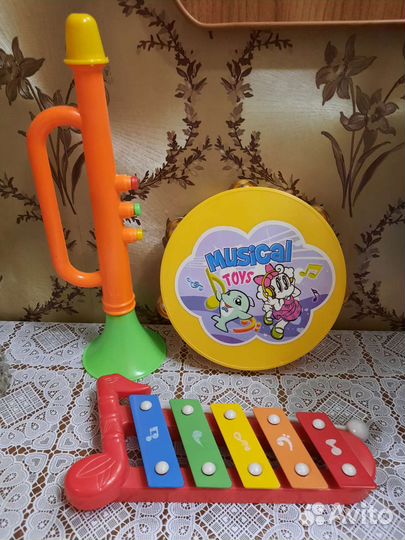 Музыкальные инструменты игрушки