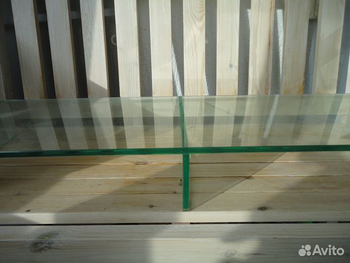 Стойка-стекло под телевизор или аудио